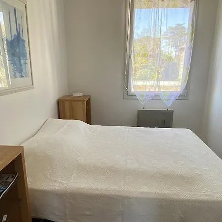 Maison Centre-ville, 6 Couchages, 400m Plage, Equipee, Confort Bebe - Fr-1-612-135 בית נופש *